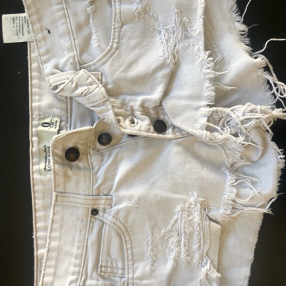 White mid rise short shorts